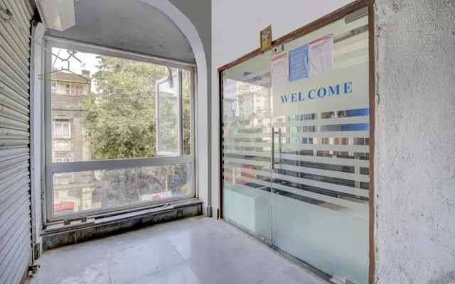 Hotel Blue Light by OYO Rooms