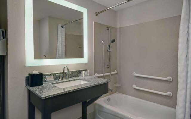 Homewood Suites by Hilton Eatontown