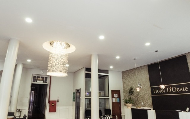 Hotel D'Oeste