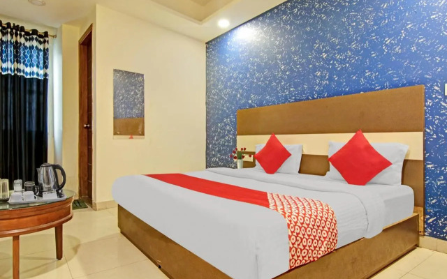 Oyo Flagship 807479 Hotel Collection