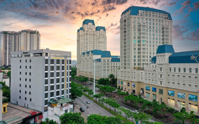 Reyna Hotel Hanoi