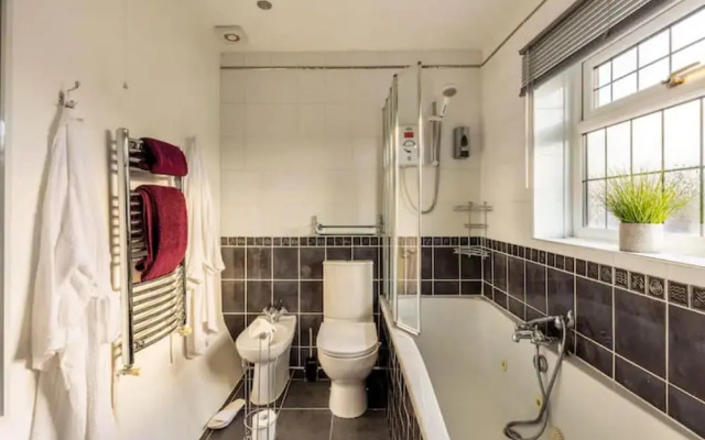 Camaraderie Guest House