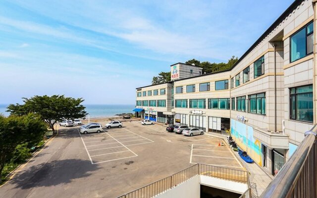 Daebudo Wooseong Resort Pension