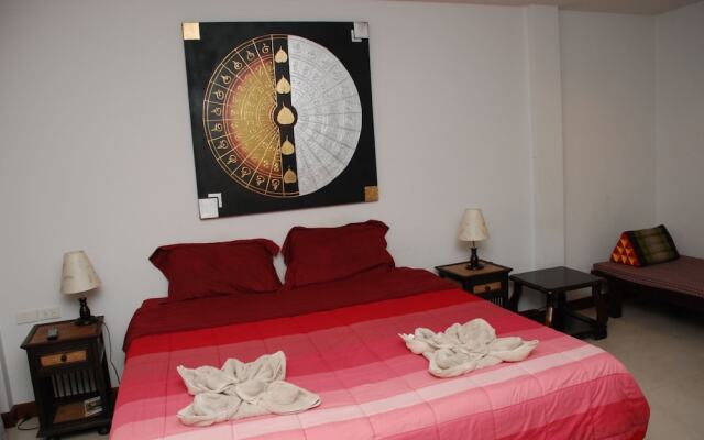 Sea and Sand Guesthouse & Restaurant