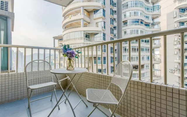 Locals Boutique Apartment Jiuzhou Port.6