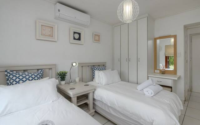 San Lameer Villa Rentals 10427