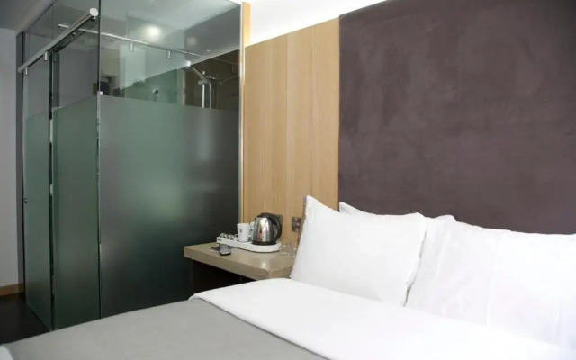 Piccadilly Apartments Hotel