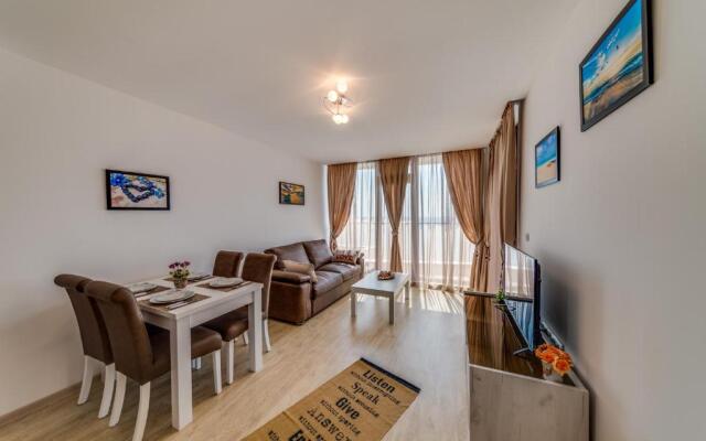 Apartcomplex Golden Bay
