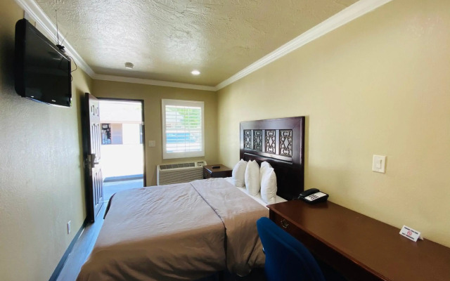 Le Blanc Inn & Suites