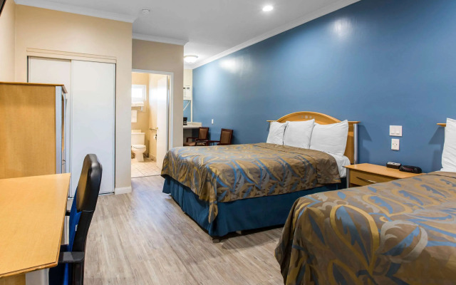 Rodeway Inn Escondido Downtown