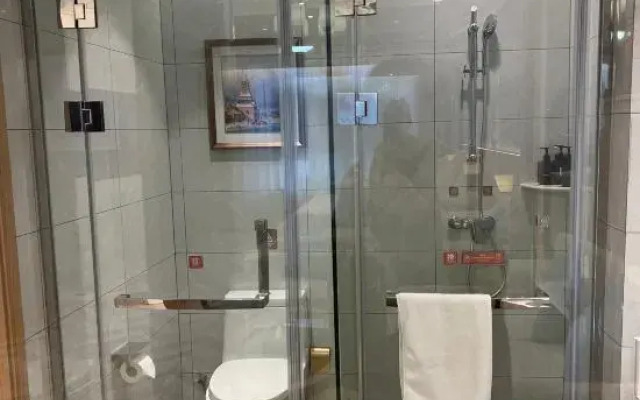 Vienna Hotel (Jiangyin Fuqian Road Branch)