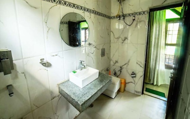 Shiva Shakti Yoga Resort