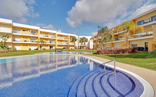 Albufeira Paradise with Pool by Homing