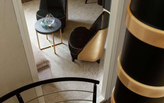 Niepce Paris Hotel, Curio Collection by Hilton