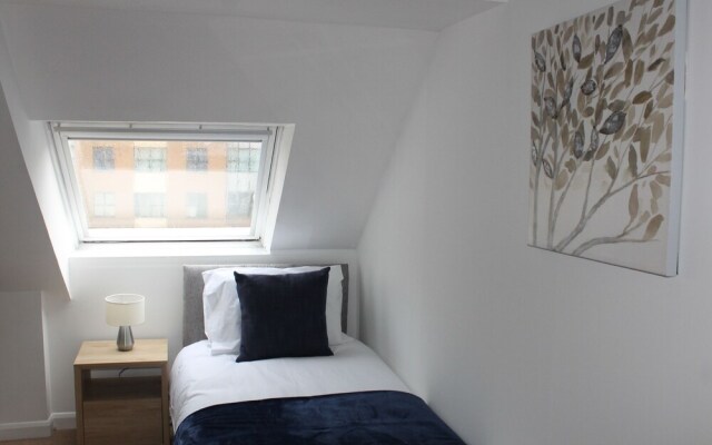 Karah Suites - Redcliffe Quay