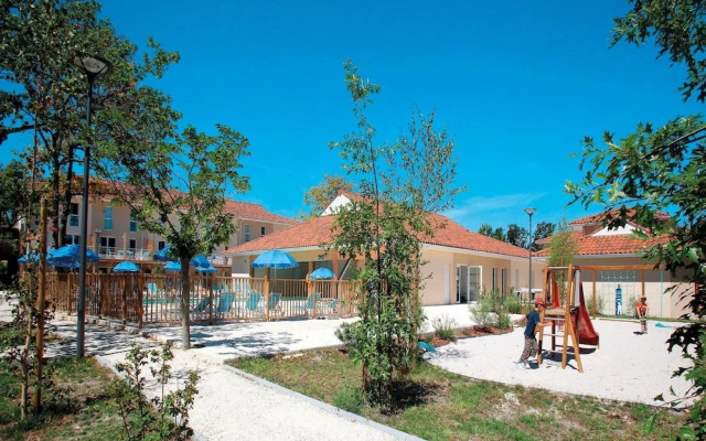 Maisonette by Hourtin-carcans Lake