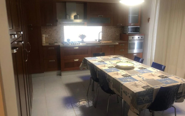 Holiday Home 10 Meters From the Beach