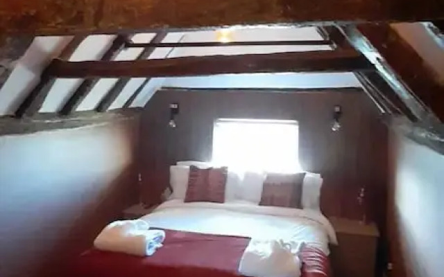 Tottington Manor