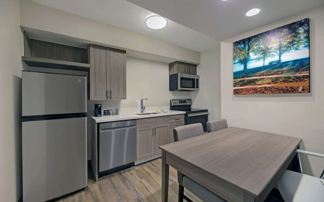 Best Western Fishkill Inn & Suites