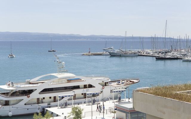 Modern Apartment with Sea-view at Split