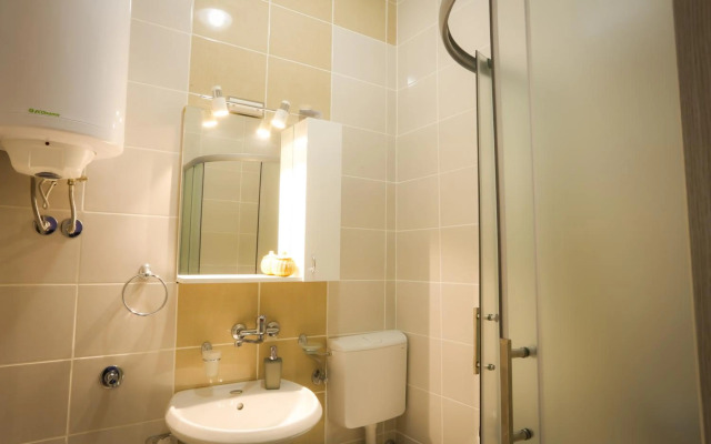 Studio Apartman Ld U Strogom Centru