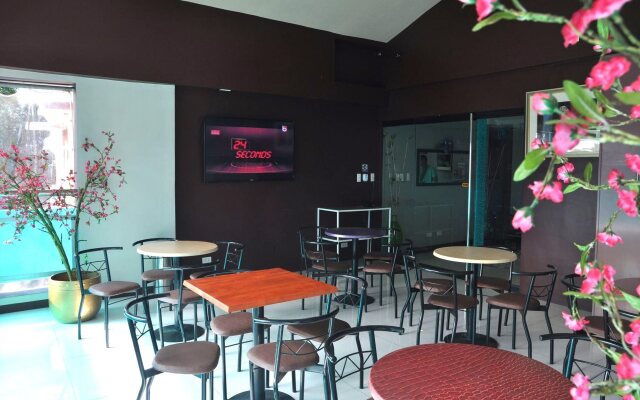 Sulit Place