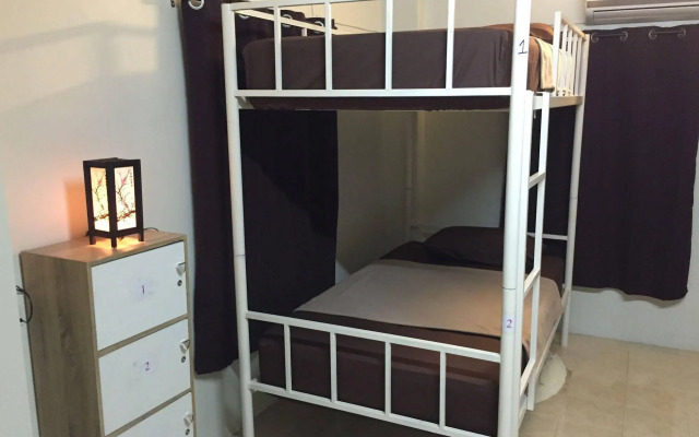 Red Boutique Hostel