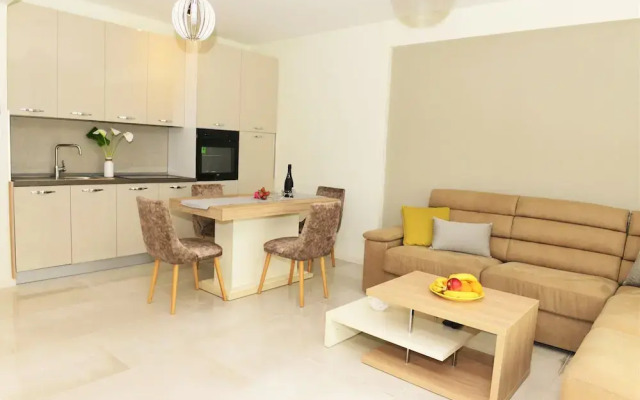Apartmani Ralux Tivat