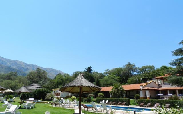 Hotel Piedra Blanca