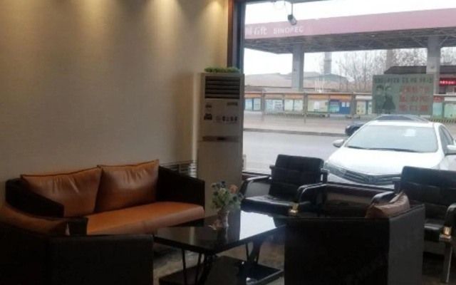 Jiayi Hotel (Xintai Xinwen bus station)