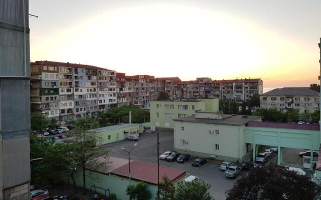 ESE 2 - Griboedovi str