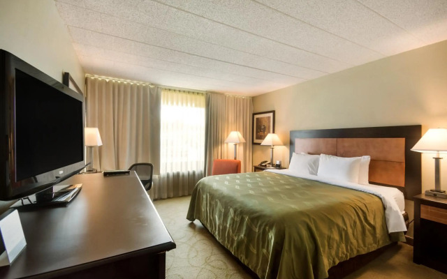 Chester Hotel & Conference Center