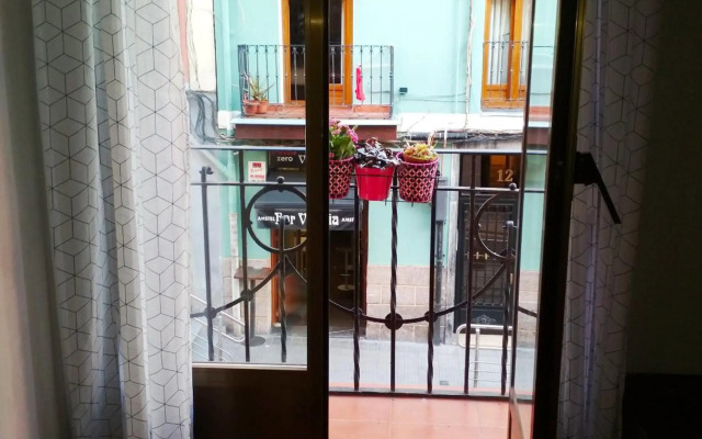 Bilbao Center Apt parking FREE