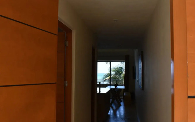 Ocean Plaza 18 by Praia