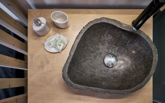 NakosHomes Luxury Studio Apartment