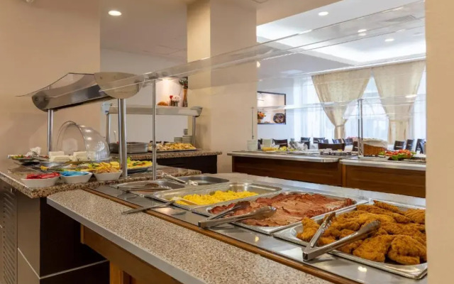 Hotel Condor