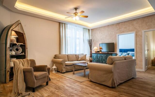 STING Boutique Apartments