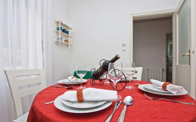 Beautiful Home in Medulin With Wifi and 2 Bedrooms