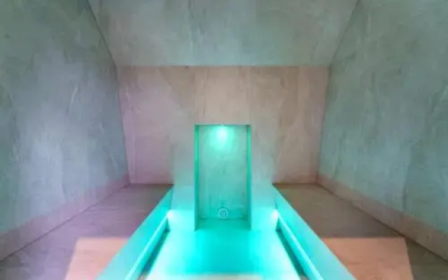 Schwarzenbach - Apartments & Rooftop Pool