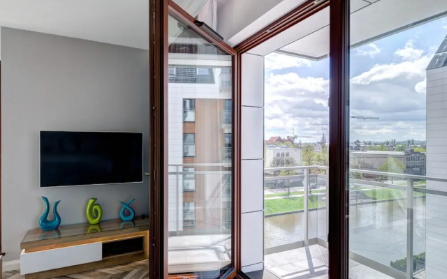 Live & Travel Apartments