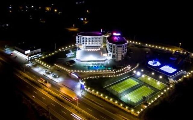 Kaynesia Hotel