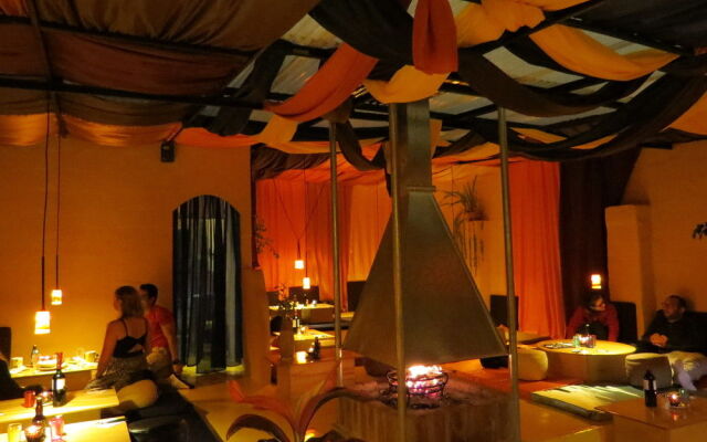 Hostal Plantas y Blanco