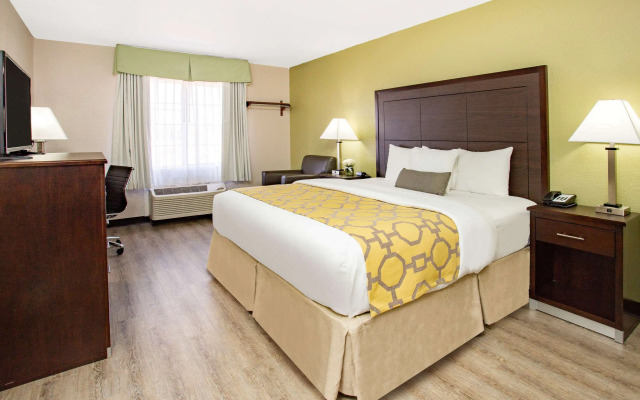 Baymont by Wyndham Phoenix I-10 near 51st Ave