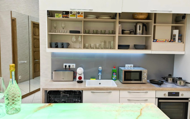 120M2 LUXURY CONDO with SAUNA, JACUZZI, CINEMA In Downtown Budapest