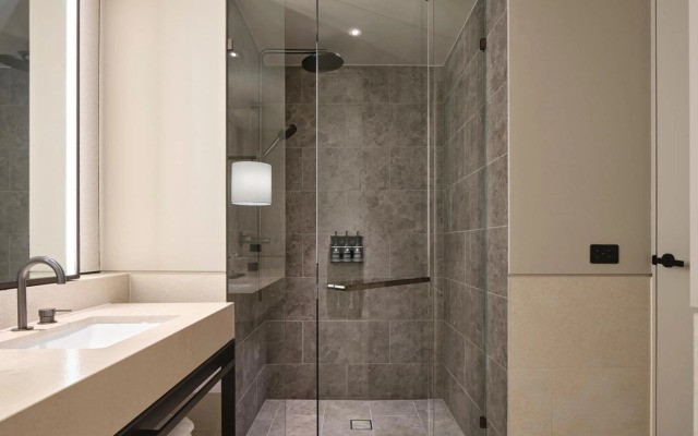 Hotel Realm