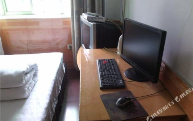 Shangtong Hostel