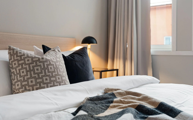 Enter St. Elisabeth Hotel