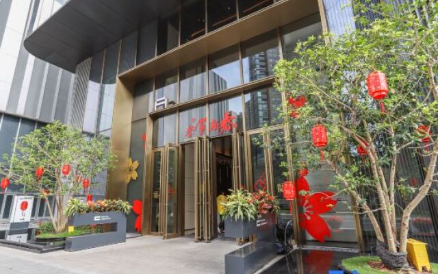 Bangtuomeinuo Executive Apartment (Shenzhen Futian chegongmiao zhongzhouwan store)