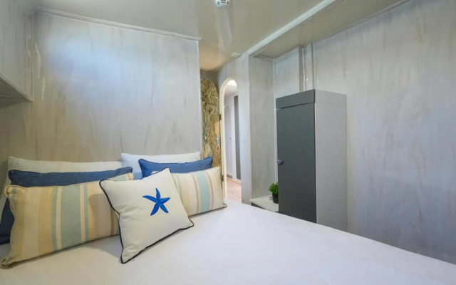 Tarsu Yacht Hotel