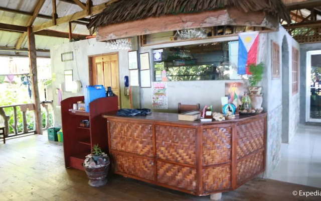 Algen's Dive Resort
